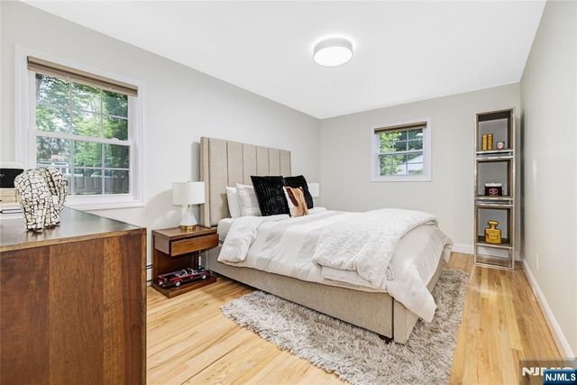 15 Kings Court, Woodcliff Lake, NJ 07677