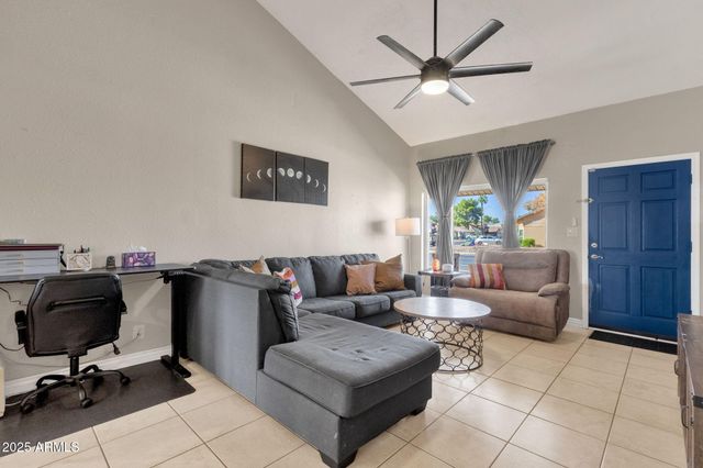 3011 S EXTENSION Road, Mesa, AZ 85210