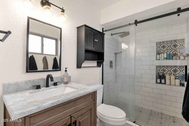 3011 S EXTENSION Road, Mesa, AZ 85210