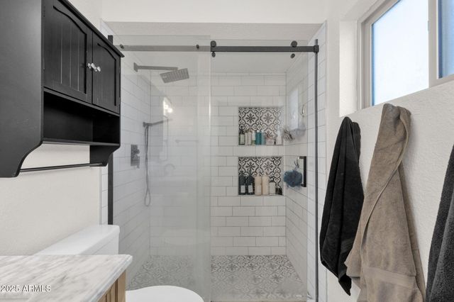 3011 S EXTENSION Road, Mesa, AZ 85210