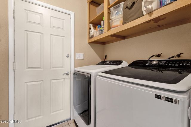 3011 S EXTENSION Road, Mesa, AZ 85210