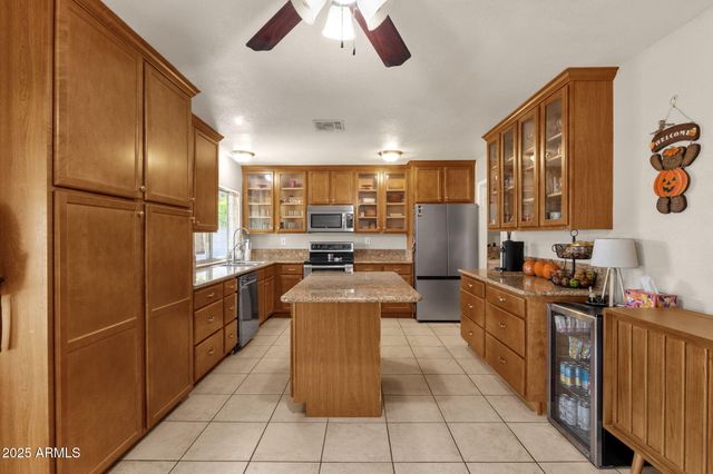 3011 S EXTENSION Road, Mesa, AZ 85210