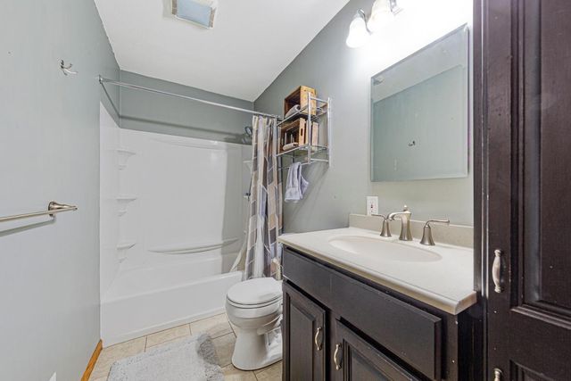 329 Crystal Circle, Mankato, MN 56001