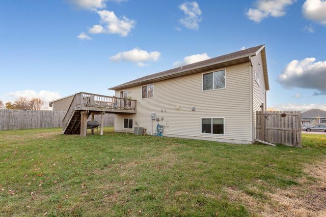 329 Crystal Circle, Mankato, MN 56001