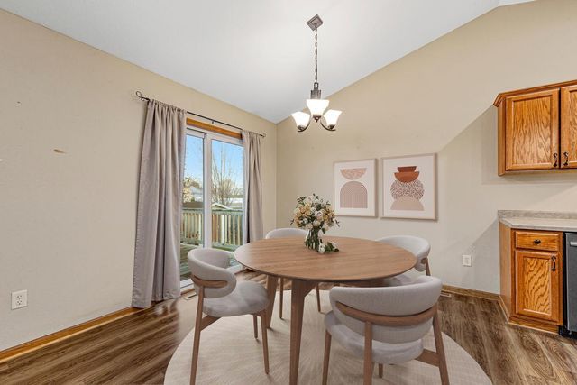 329 Crystal Circle, Mankato, MN 56001