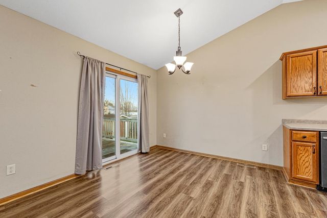 329 Crystal Circle, Mankato, MN 56001