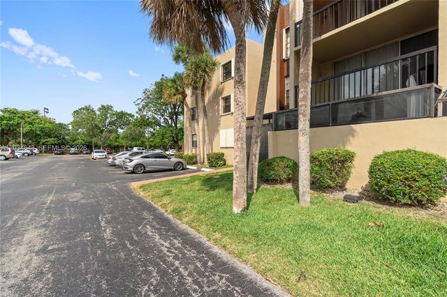 10875 SW 112th Avenue 114, Miami, FL 33176