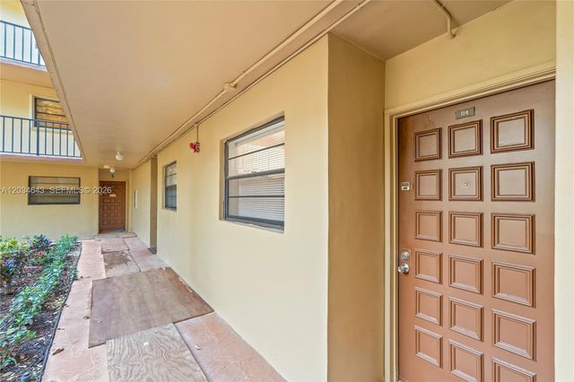 10875 SW 112th Avenue 114, Miami, FL 33176