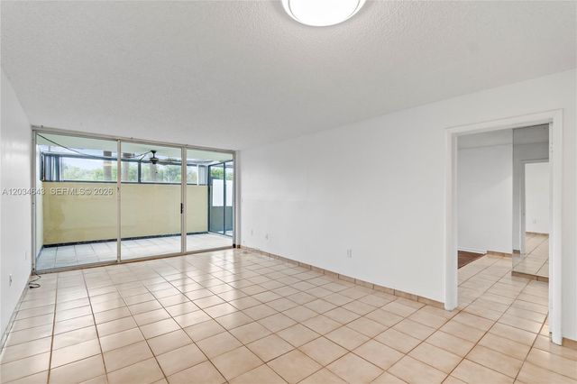 10875 SW 112th Avenue 114, Miami, FL 33176
