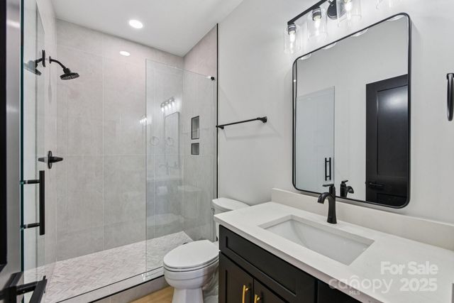 108 Winners Circle 5, Mooresville, NC 28117