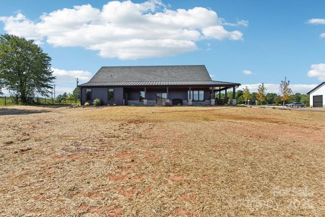 108 Winners Circle 5, Mooresville, NC 28117