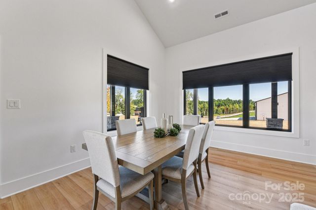 108 Winners Circle 5, Mooresville, NC 28117