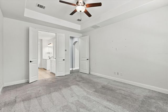 15529 Pioneer Bluff Trail, Fort Worth, TX 76262