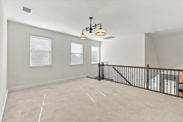 15529 Pioneer Bluff Trail, Fort Worth, TX 76262