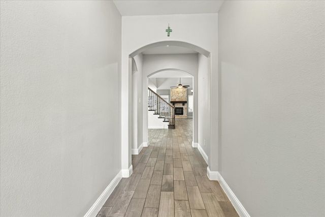 15529 Pioneer Bluff Trail, Fort Worth, TX 76262