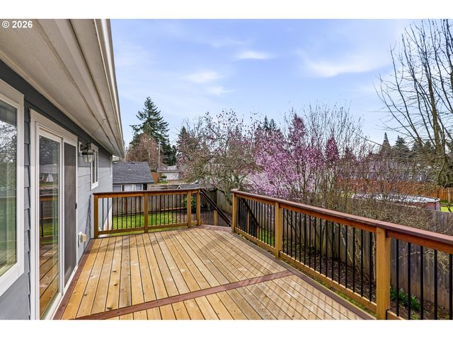 818 CHEHALIS Pl N, Keizer, OR 97303