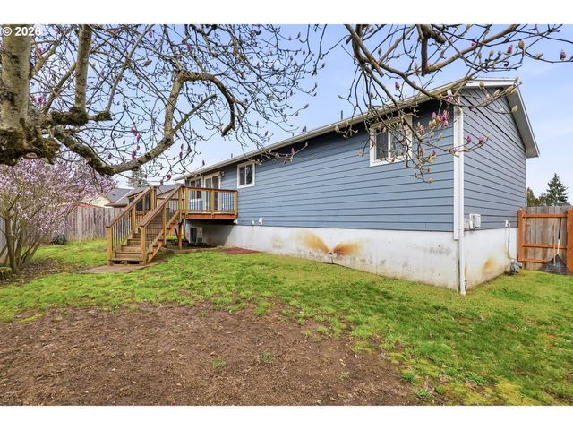 818 CHEHALIS Pl N, Keizer, OR 97303