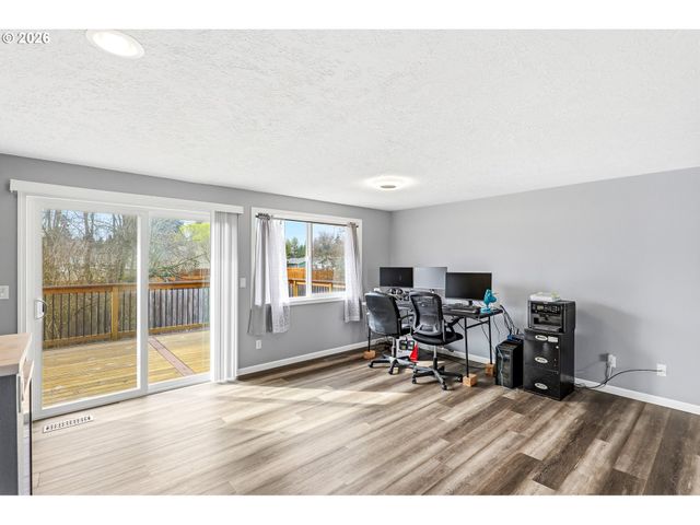 818 CHEHALIS Pl N, Keizer, OR 97303