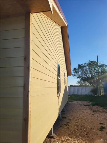 3020 E Elizabeth Street, Edinburg, TX 78542