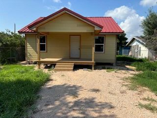 3020 E Elizabeth Street, Edinburg, TX 78542