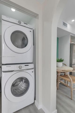 1852 SW 22nd Ter 2, Miami, FL 33145