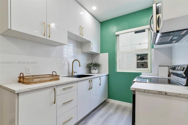 1852 SW 22nd Ter 2, Miami, FL 33145