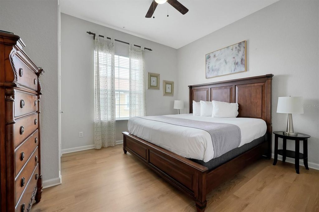 Image 25 of property listing at 5048 SHOREWAY LOOP 40304, Orlando, FL 32819