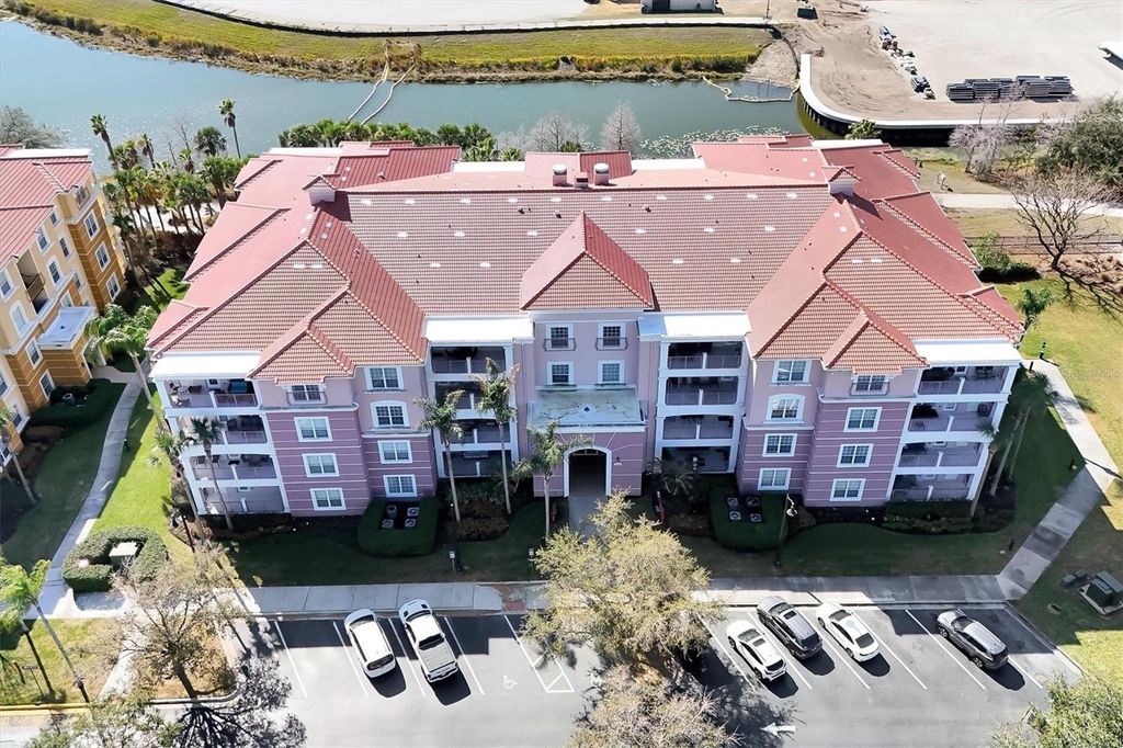 Image 33 of property listing at 5048 SHOREWAY LOOP 40304, Orlando, FL 32819