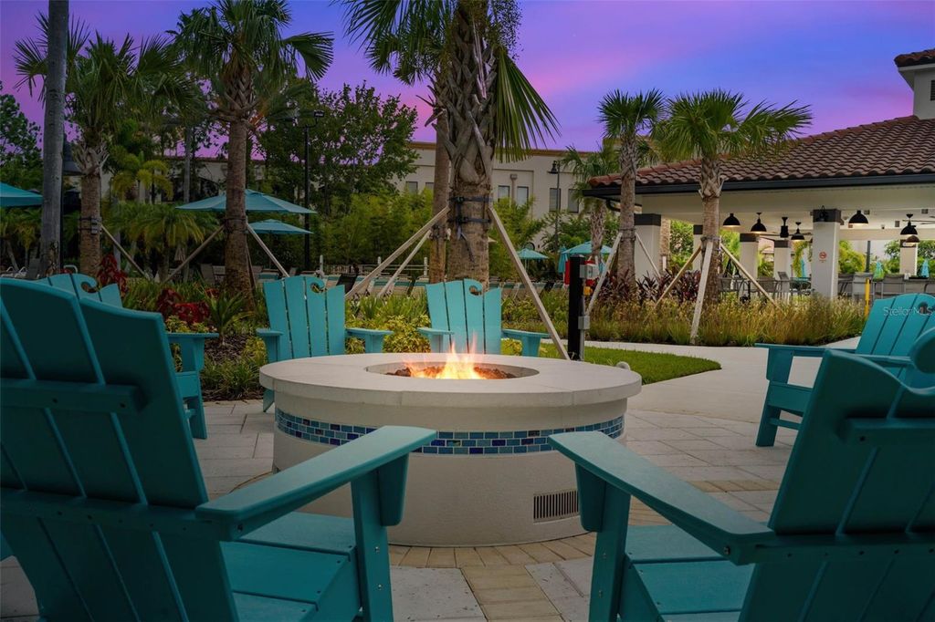 Image 43 of property listing at 5048 SHOREWAY LOOP 40304, Orlando, FL 32819