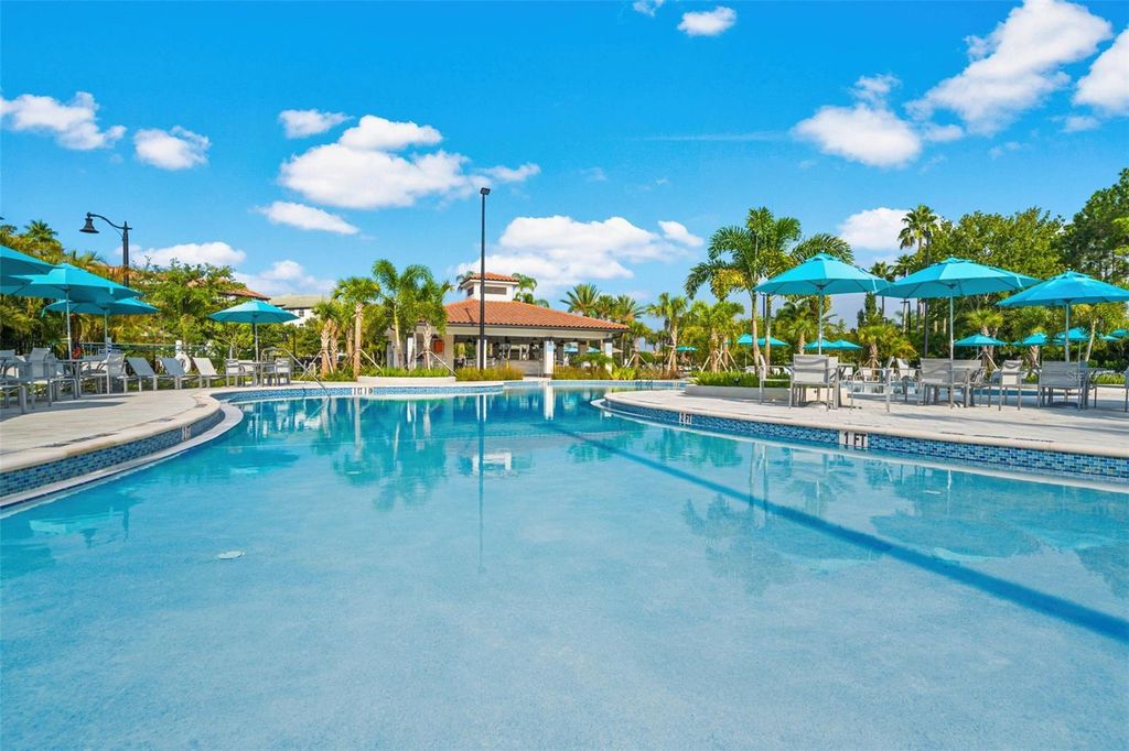 Image 44 of property listing at 5048 SHOREWAY LOOP 40304, Orlando, FL 32819