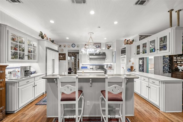 2101 Vista Ridge Court, Arlington, TX 76013