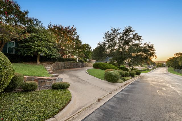 2101 Vista Ridge Court, Arlington, TX 76013