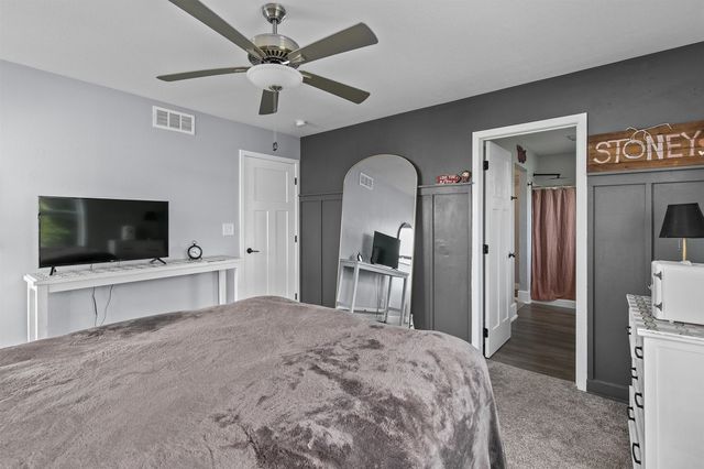 2817 NW Lois Lane, Ankeny, IA 50023