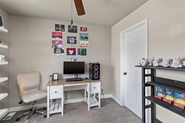 2817 NW Lois Lane, Ankeny, IA 50023