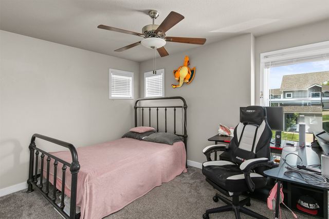 2817 NW Lois Lane, Ankeny, IA 50023