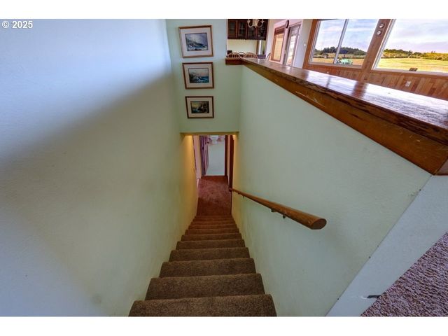 30715 G St, Ocean Park, WA 98640