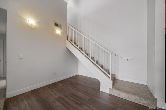 3890 S Dayton Street 301, Aurora, CO 80014