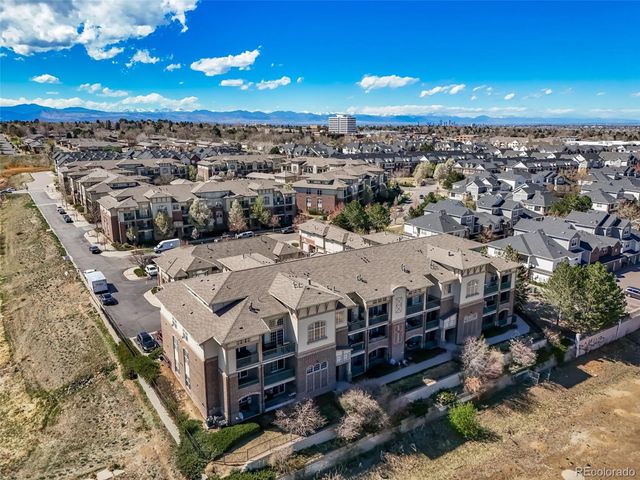 3890 S Dayton Street 301, Aurora, CO 80014