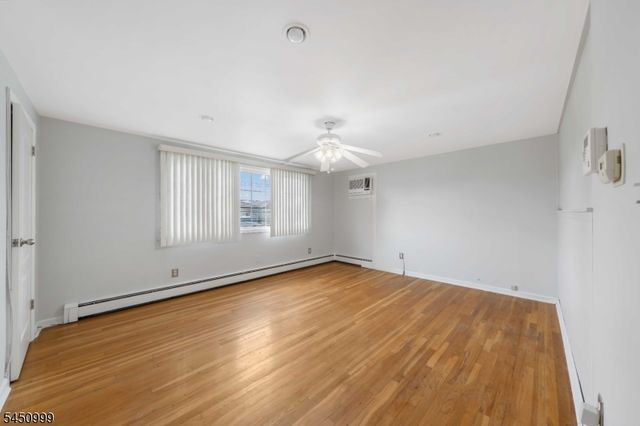 378 Cator Ave, Jersey City, NJ 07305