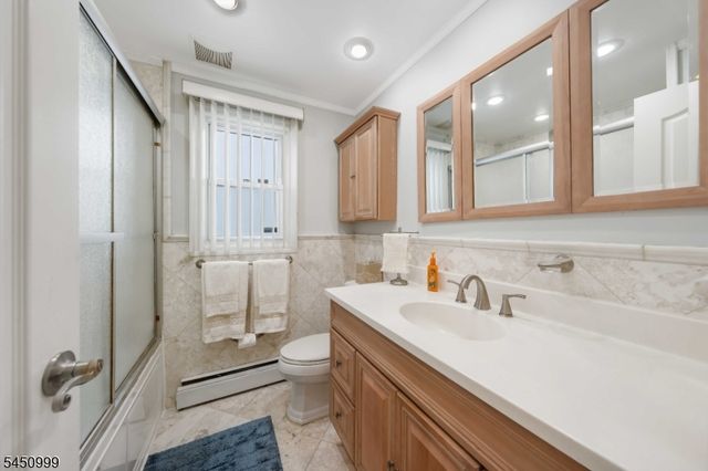 378 Cator Ave, Jersey City, NJ 07305