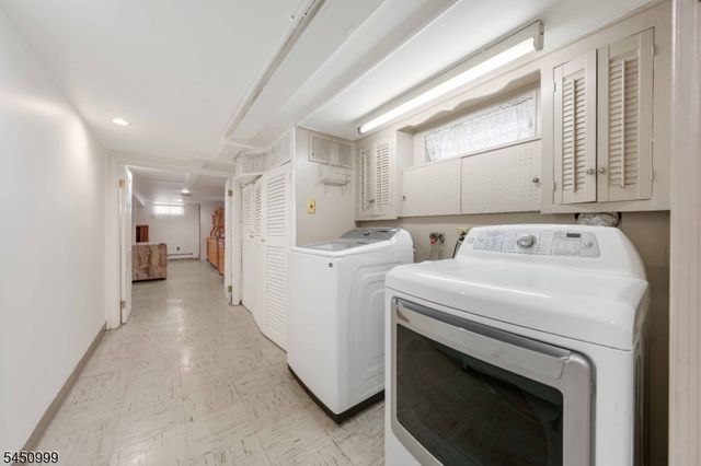 378 Cator Ave, Jersey City, NJ 07305