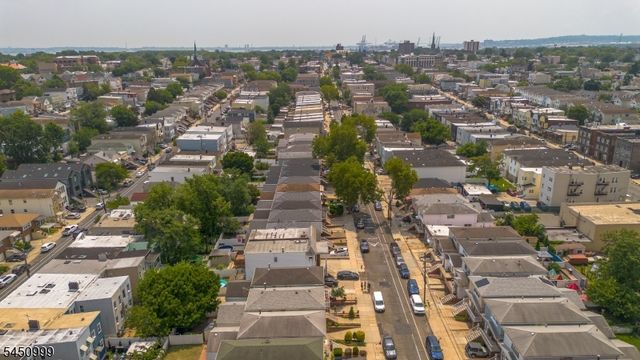 378 Cator Ave, Jersey City, NJ 07305