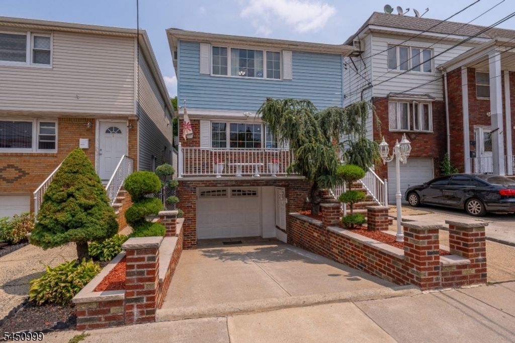 378 Cator Ave, Jersey City, NJ 07305 — photo 2