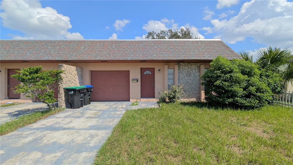 2273 MENOMONEE COURT 2273, Orlando, FL 32818