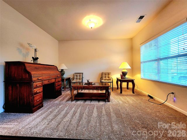 7315 Strawberry Fields Lane, Charlotte, NC 28278