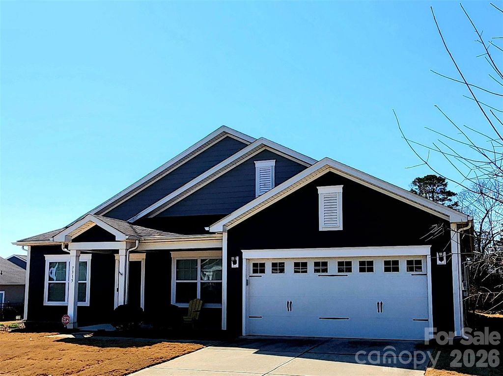 7315 Strawberry Fields Lane, Charlotte, NC 28278