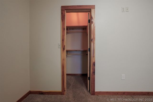 1488 N 429 Road, Pryor, OK 74361