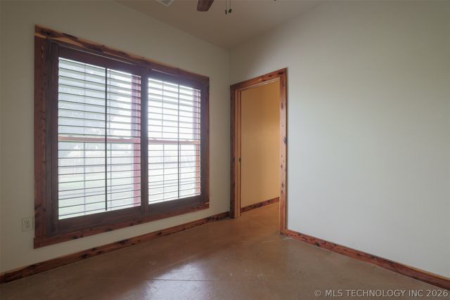 1488 N 429 Road, Pryor, OK 74361