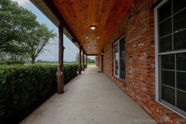 1488 N 429 Road, Pryor, OK 74361