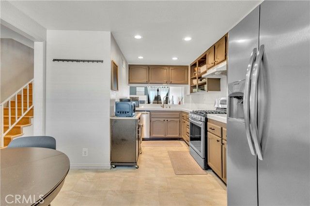 21040 Parthenia 25, Canoga Park (los Angeles), CA 91304